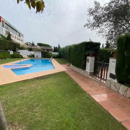 Casa Blanca42 Piscina Wifi 6pax Homestay *